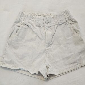 BDG Urban Outfitters Shorts Medium Cream Corduroy